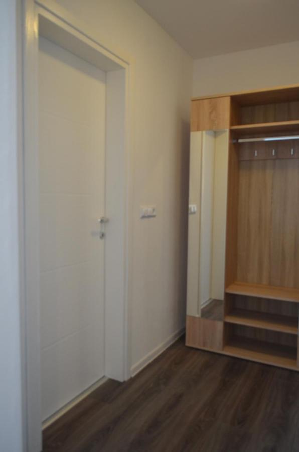 Katarica Hotel Кореница Екстериор снимка