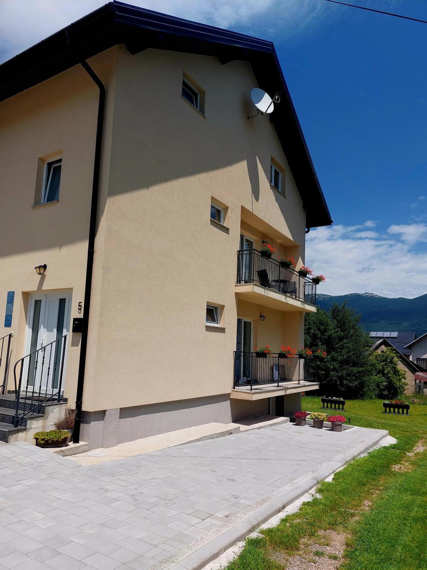 Katarica Hotel Кореница Екстериор снимка